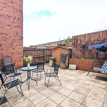 Guest Rooms Near City Centre Anfield Free Parking Liverpool Bagian luar foto