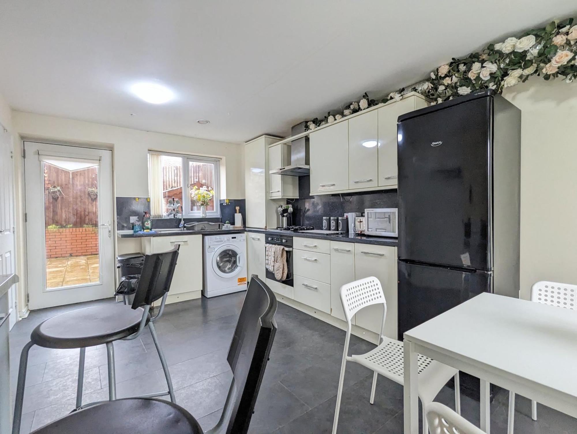 Guest Rooms Near City Centre Anfield Free Parking Liverpool Bagian luar foto