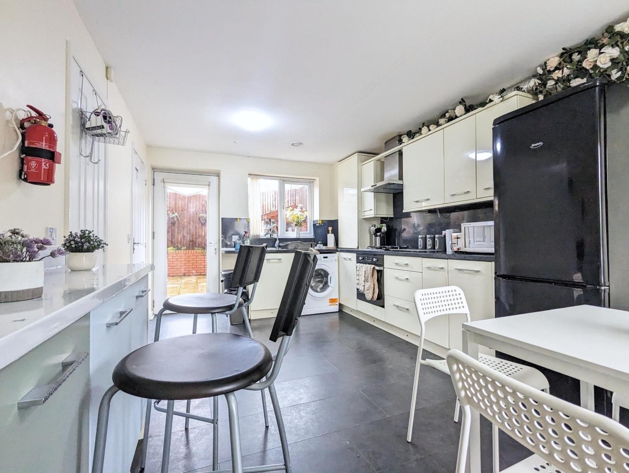 Guest Rooms Near City Centre Anfield Free Parking Liverpool Bagian luar foto
