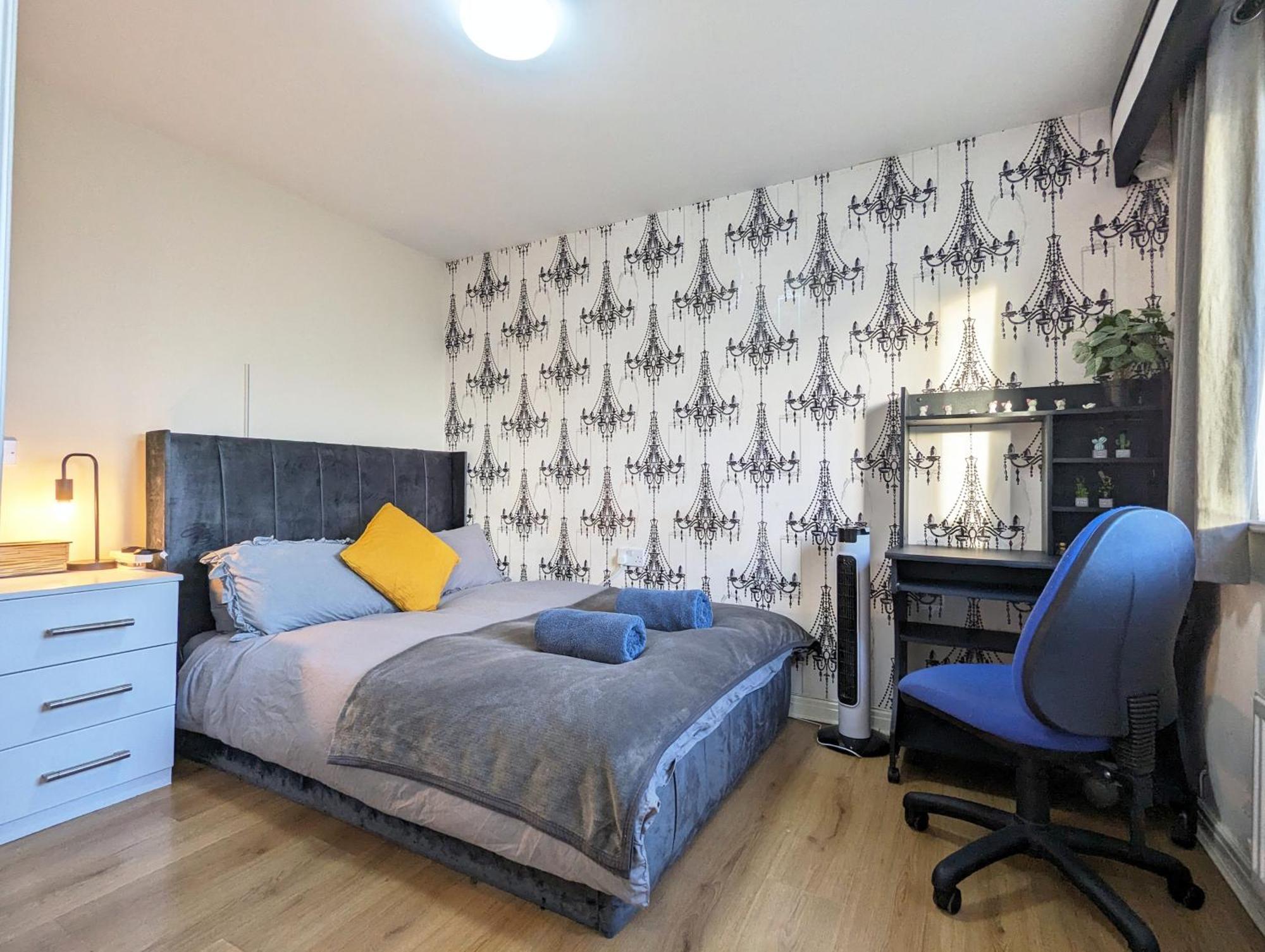 Guest Rooms Near City Centre Anfield Free Parking Liverpool Bagian luar foto