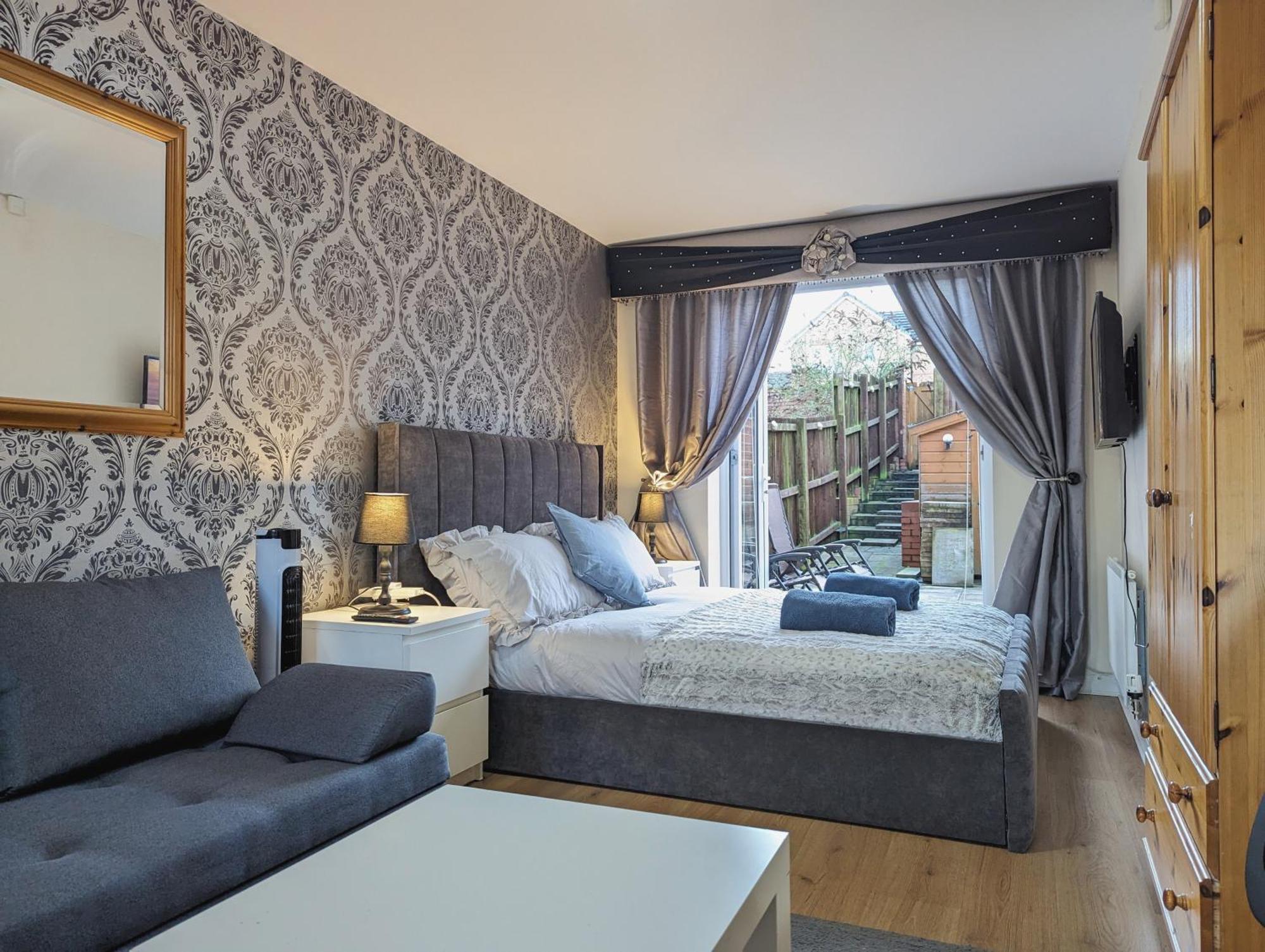 Guest Rooms Near City Centre Anfield Free Parking Liverpool Bagian luar foto