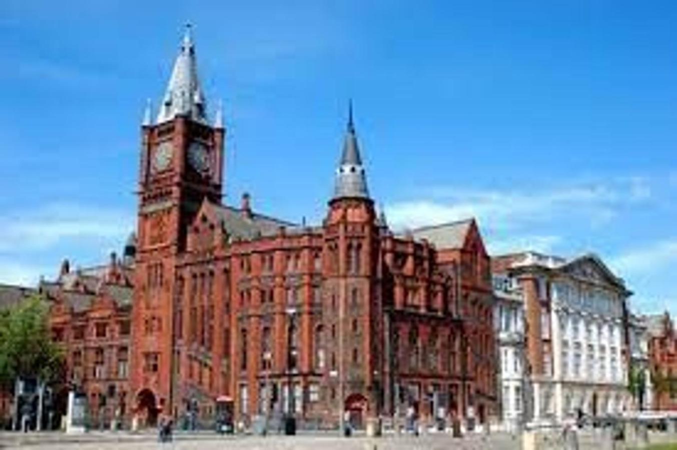 Guest Rooms Near City Centre Anfield Free Parking Liverpool Bagian luar foto