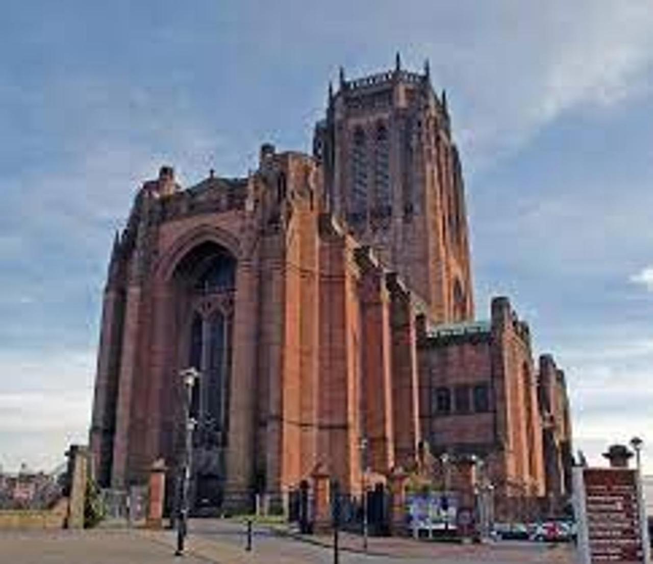 Guest Rooms Near City Centre Anfield Free Parking Liverpool Bagian luar foto